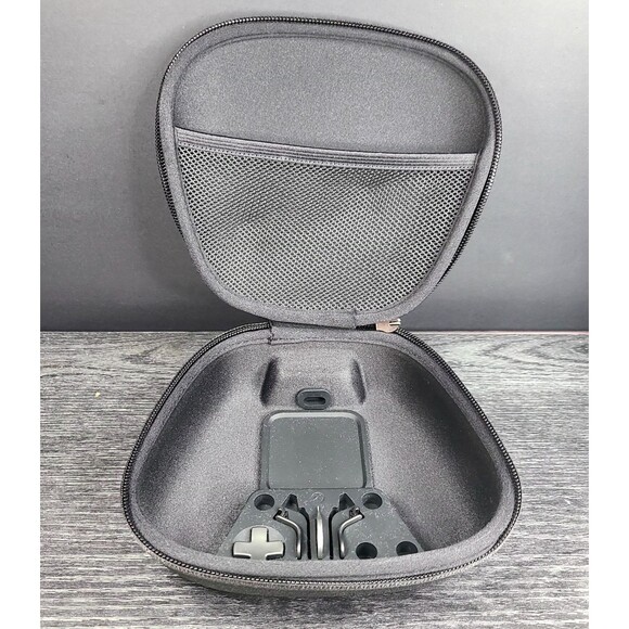 Microsoft Xbox One Elite Series 2 Controller Case w/ Mini Padels and D-Pad - Picture 3 of 4